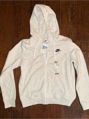 NWT Nike Light Gray Zip Up Jacket